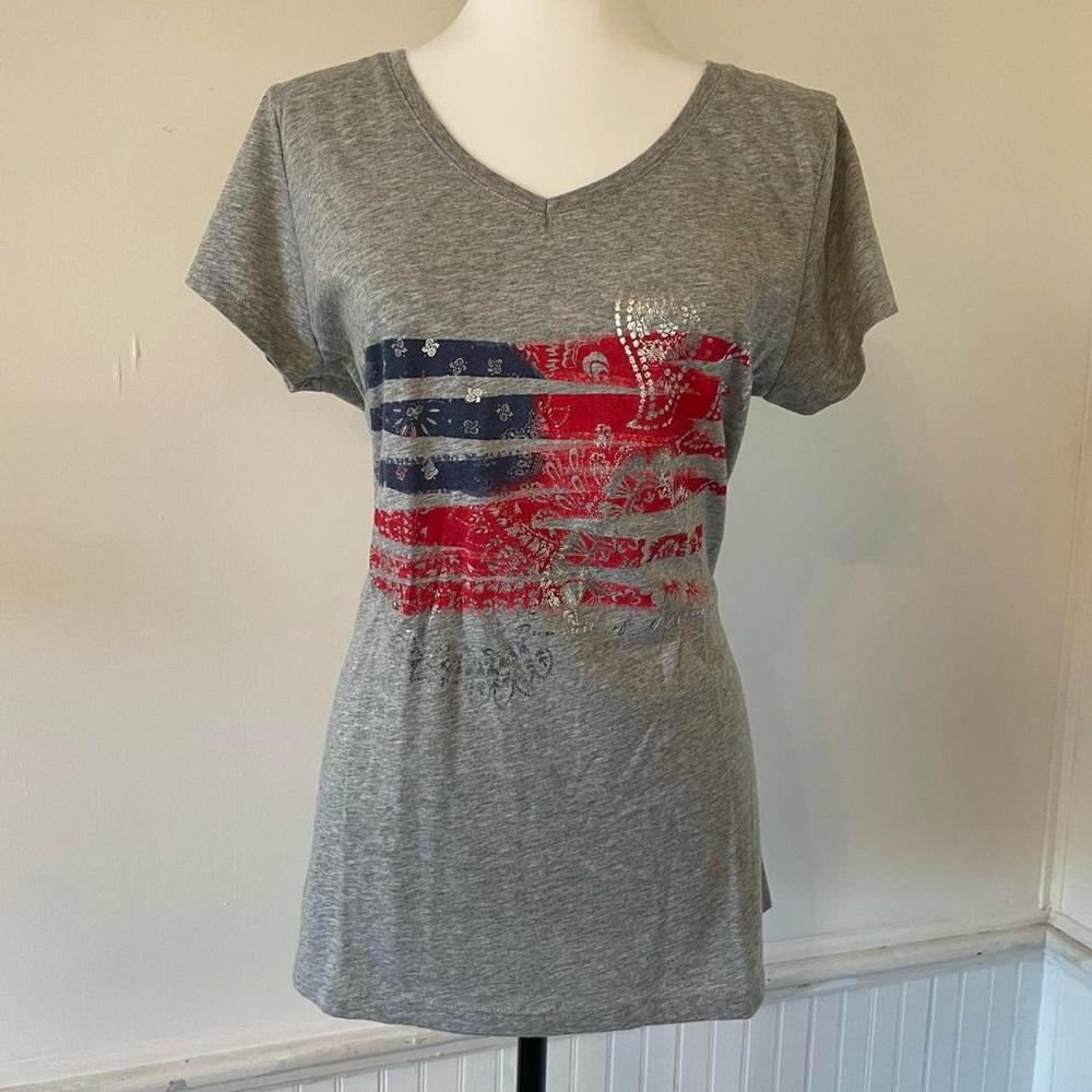St. John’s Bay Grey American Flag Glitter Paisley Floral “Pursuit of Happiness”